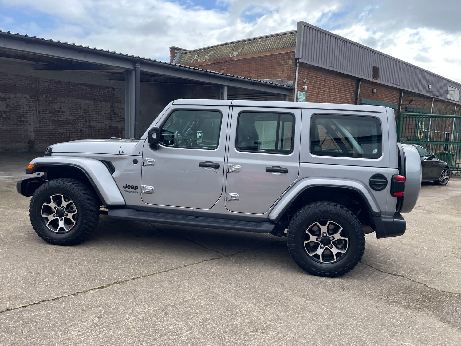 Used Jeep Wrangler 2021 for sale - 78103097: Photo 64