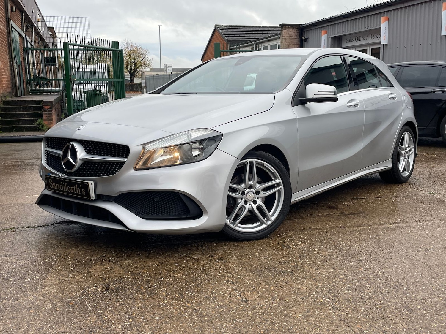 Used Mercedes-Benz A-Class 2017 for sale - 76543140: Photo 3