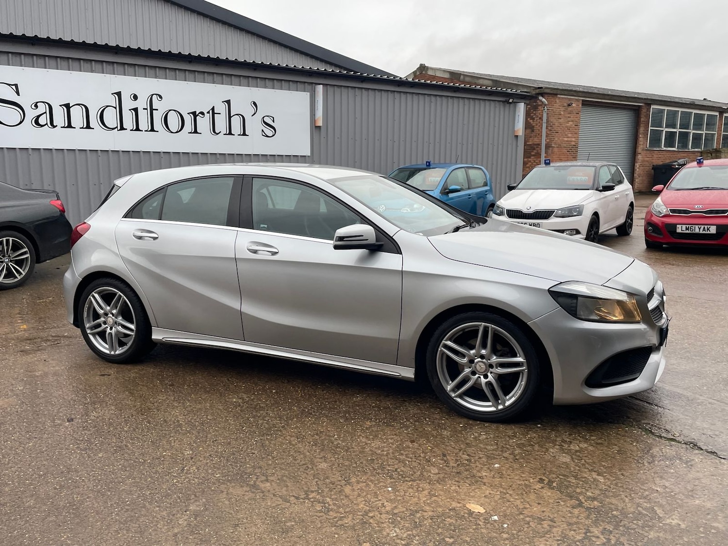 Used Mercedes-Benz A-Class 2017 for sale - 76543140: Photo 37