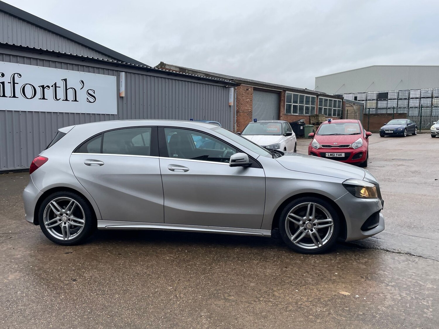 Used Mercedes-Benz A-Class 2017 for sale - 76543140: Photo 40