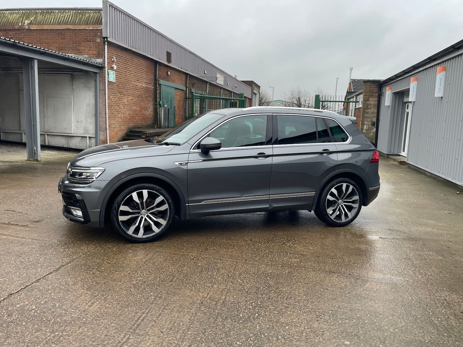 Used Volkswagen Tiguan 2016 for sale - 77405590: Photo 67