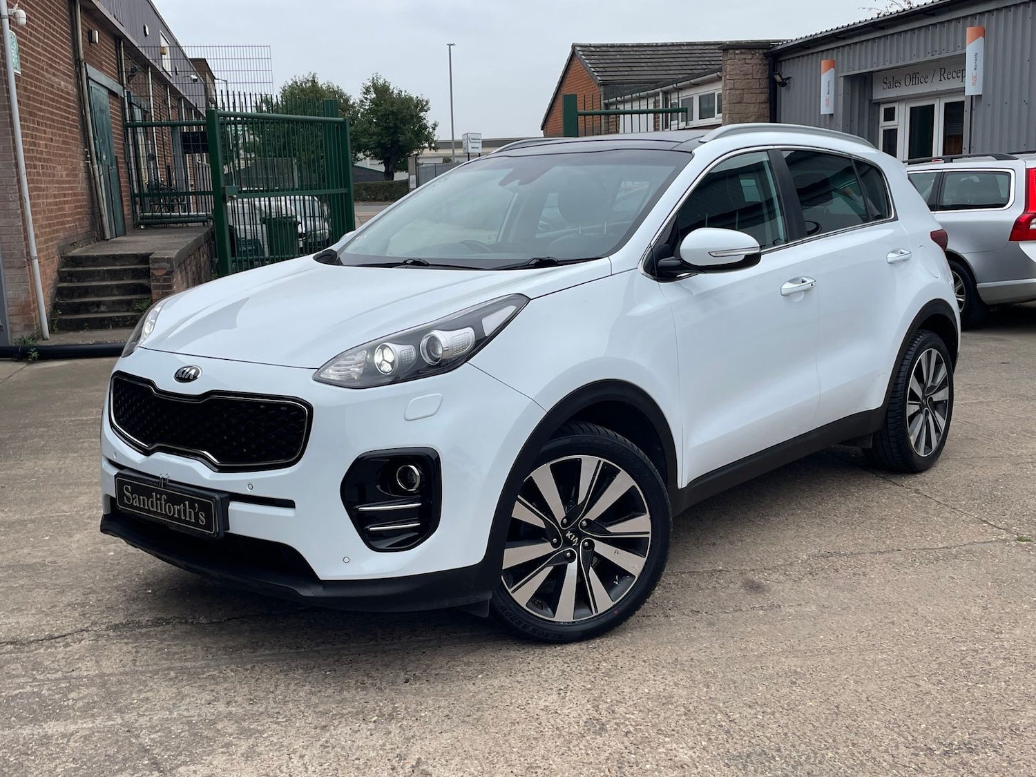 Used Kia Sportage 2017 for sale - 78103118: Photo 3