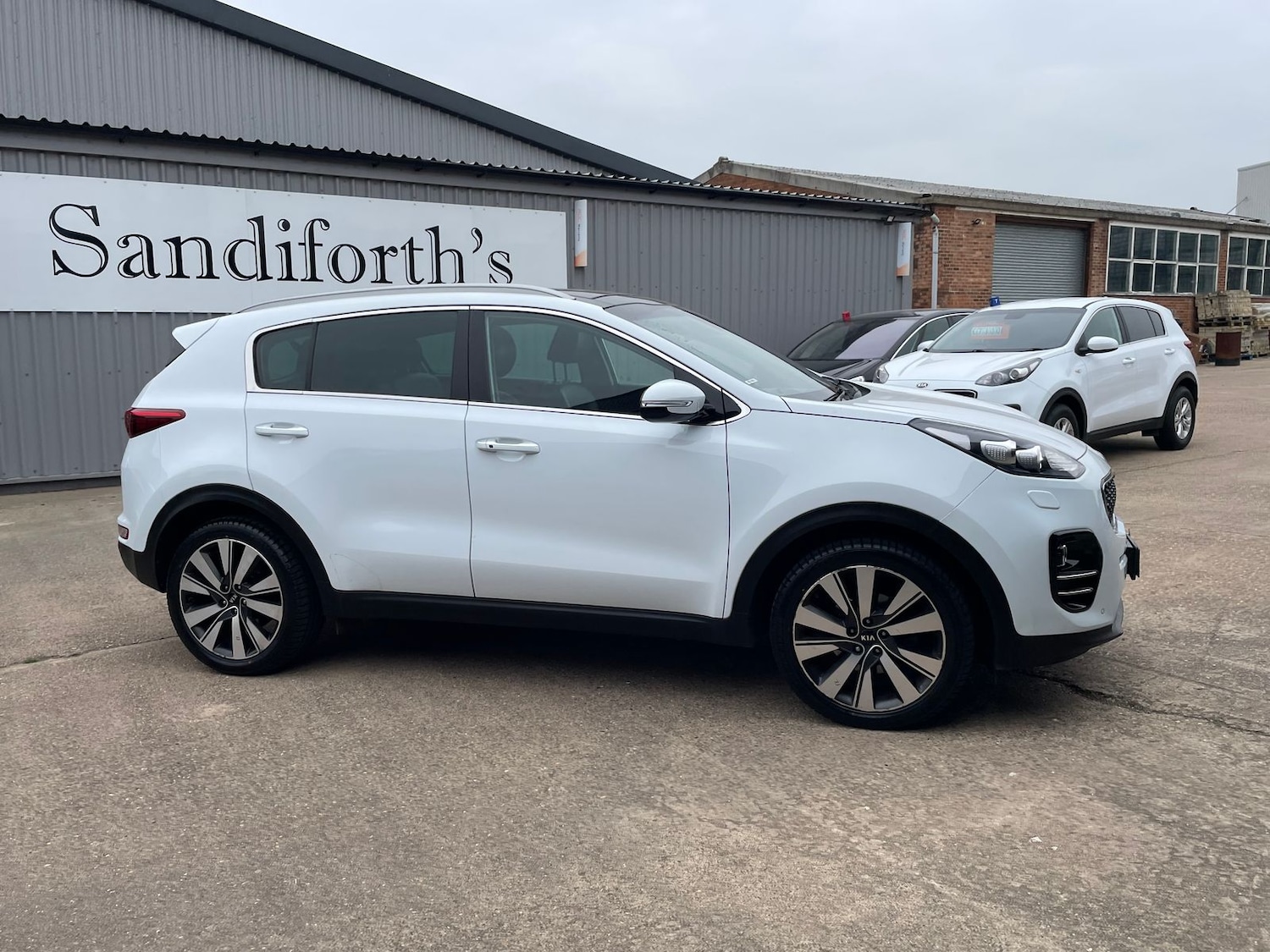 Used Kia Sportage 2017 for sale - 78103118: Photo 45