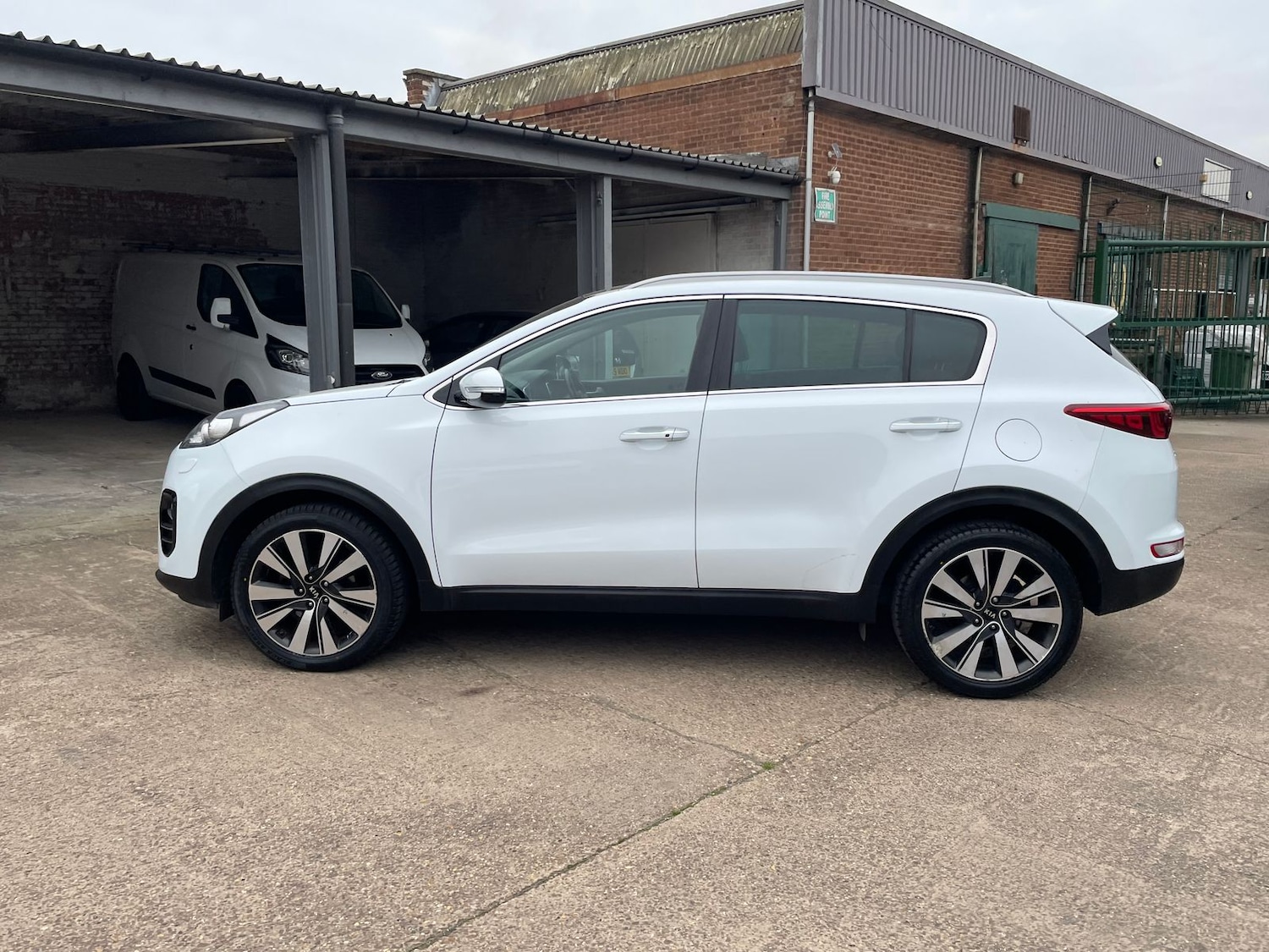 Used Kia Sportage 2017 for sale - 78103118: Photo 69