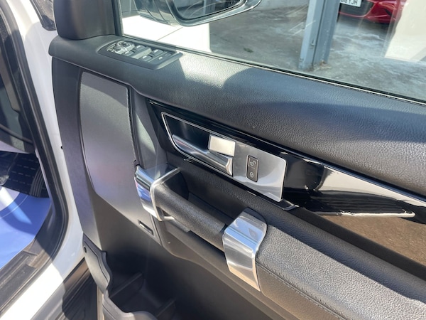 Used Land Rover Discovery 4 2014 for sale - 75163198: Photo 37