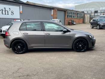 Used Volkswagen Golf 2017 for sale - 73752559: Photo