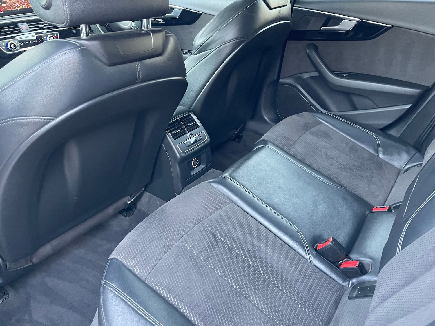 Used Audi A4 Avant 2019 for sale - 77158098: Photo 20