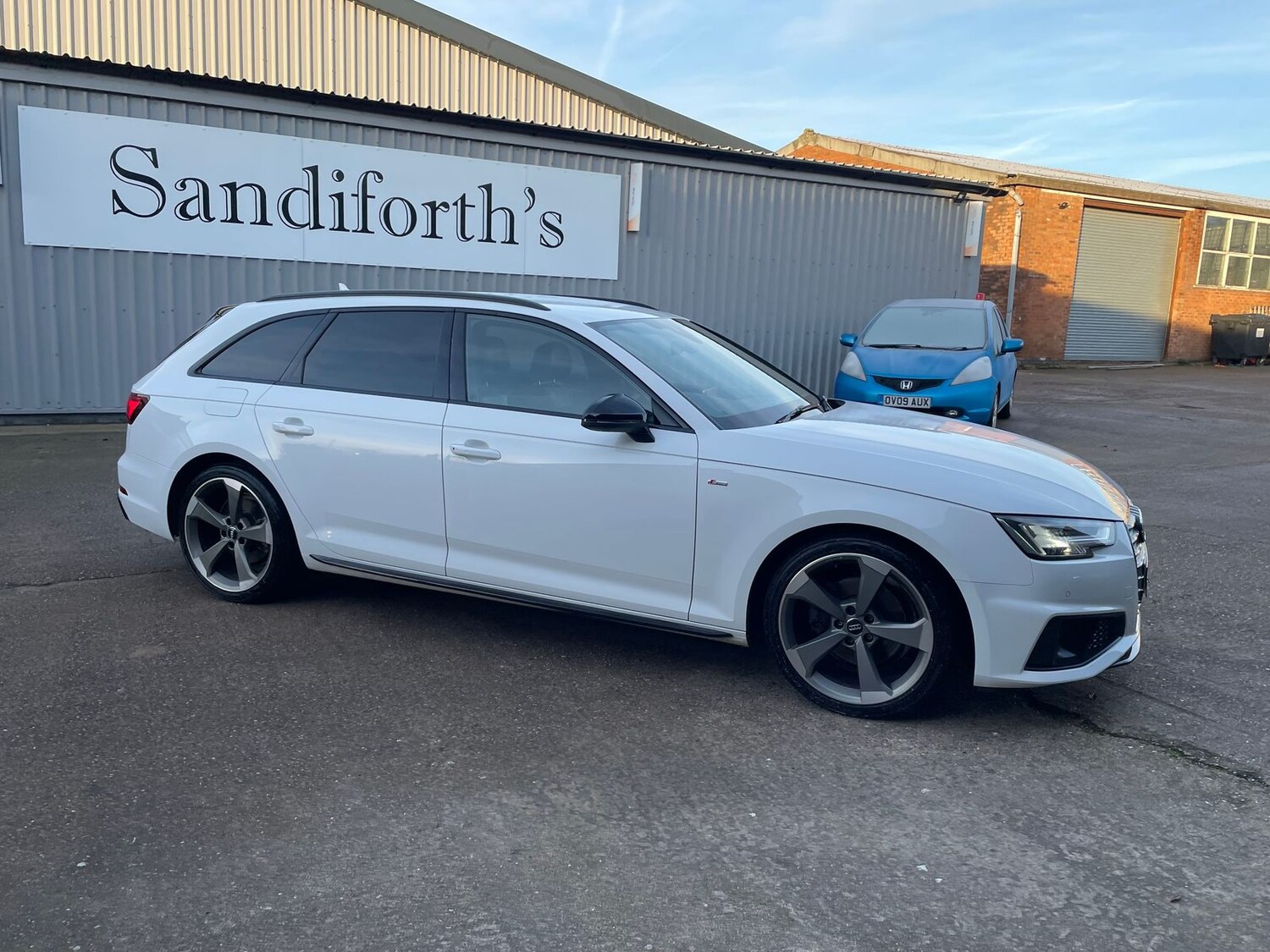 Used Audi A4 Avant 2019 for sale - 77158098: Photo 42