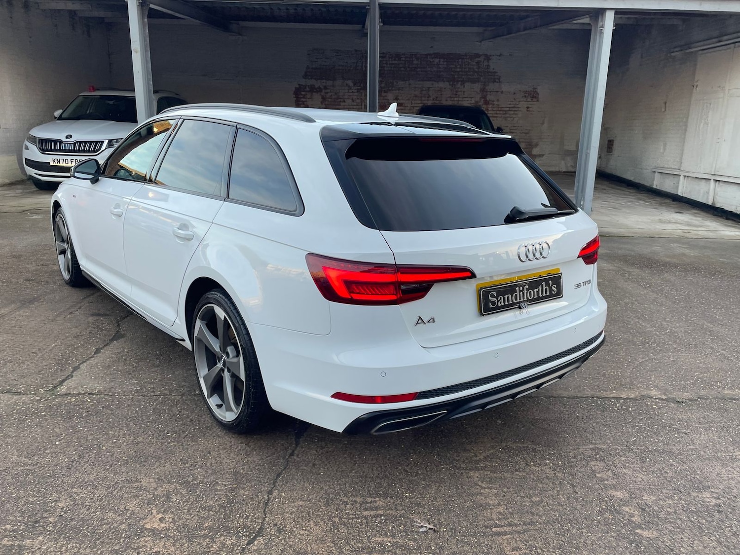 Used Audi A4 Avant 2019 for sale - 77158098: Photo 60