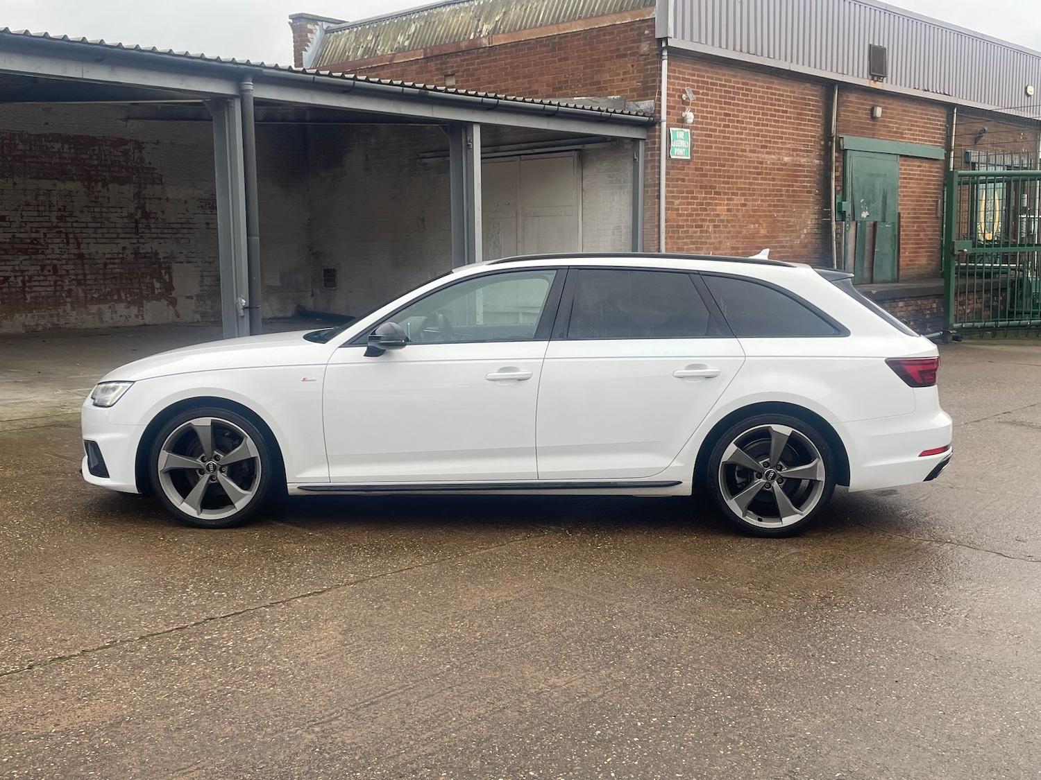 Used Audi A4 2019 for sale - 77158098: Photo 7