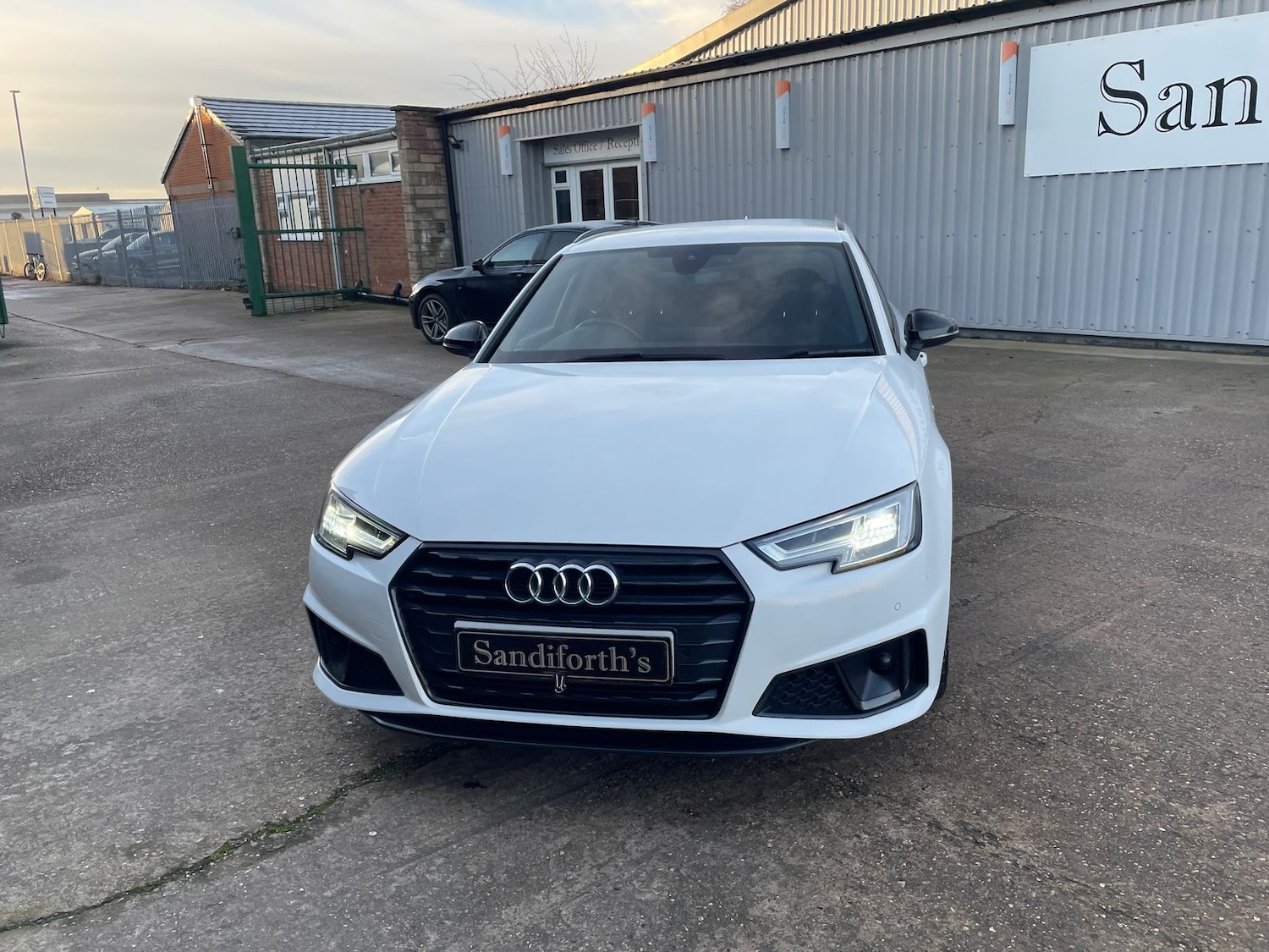 Used Audi A4 Avant 2019 for sale - 77158098: Photo 78