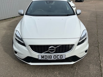 Used Volvo V40 2018 for sale - 78236027: Photo