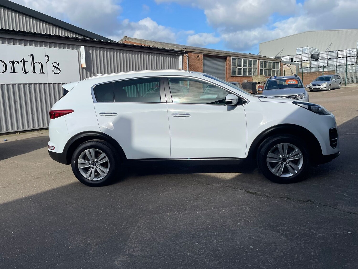 Used Kia Sportage 2017 for sale - 77841699: Photo 40