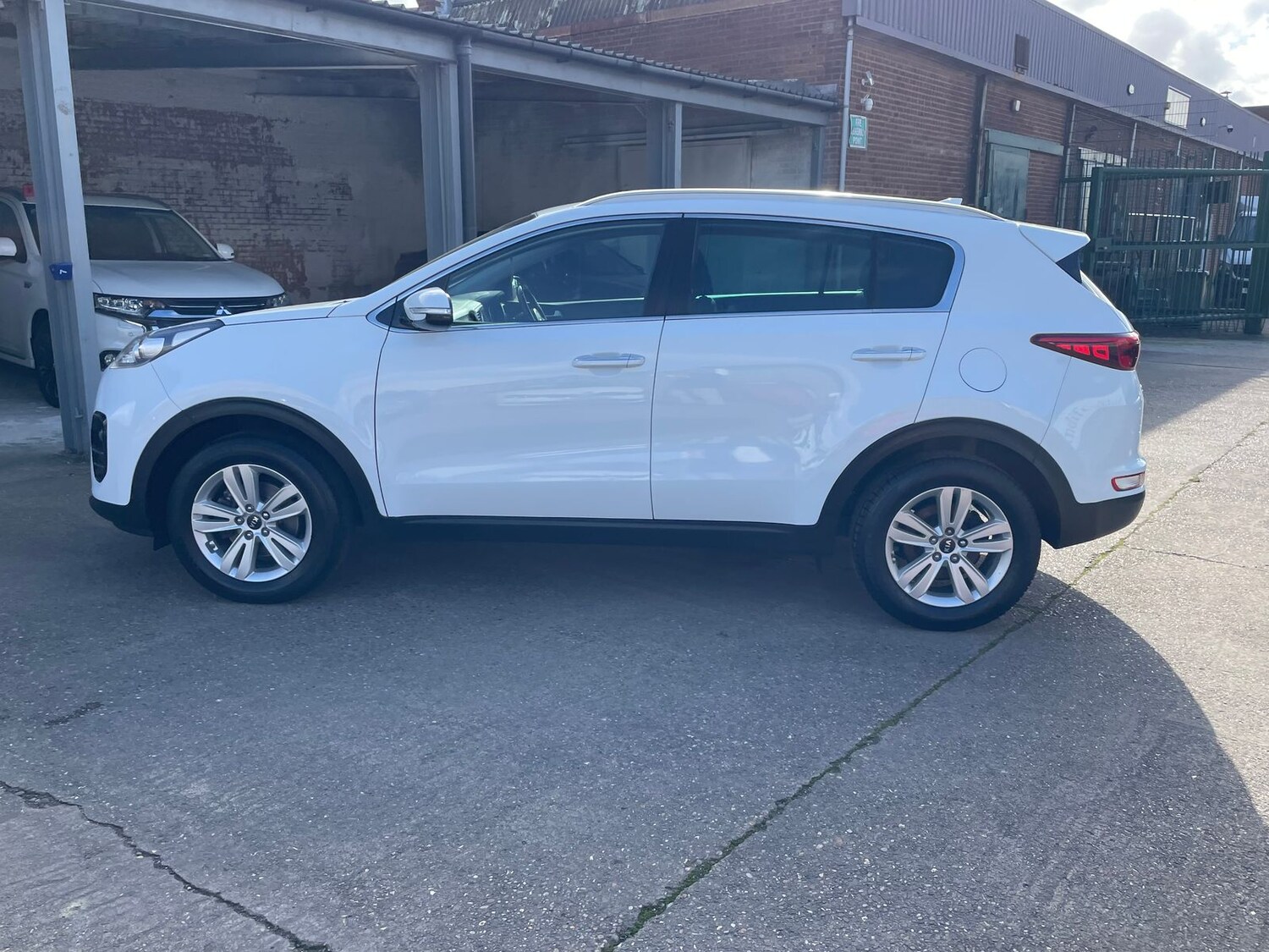 Used Kia Sportage 2017 for sale - 77841699: Photo 60