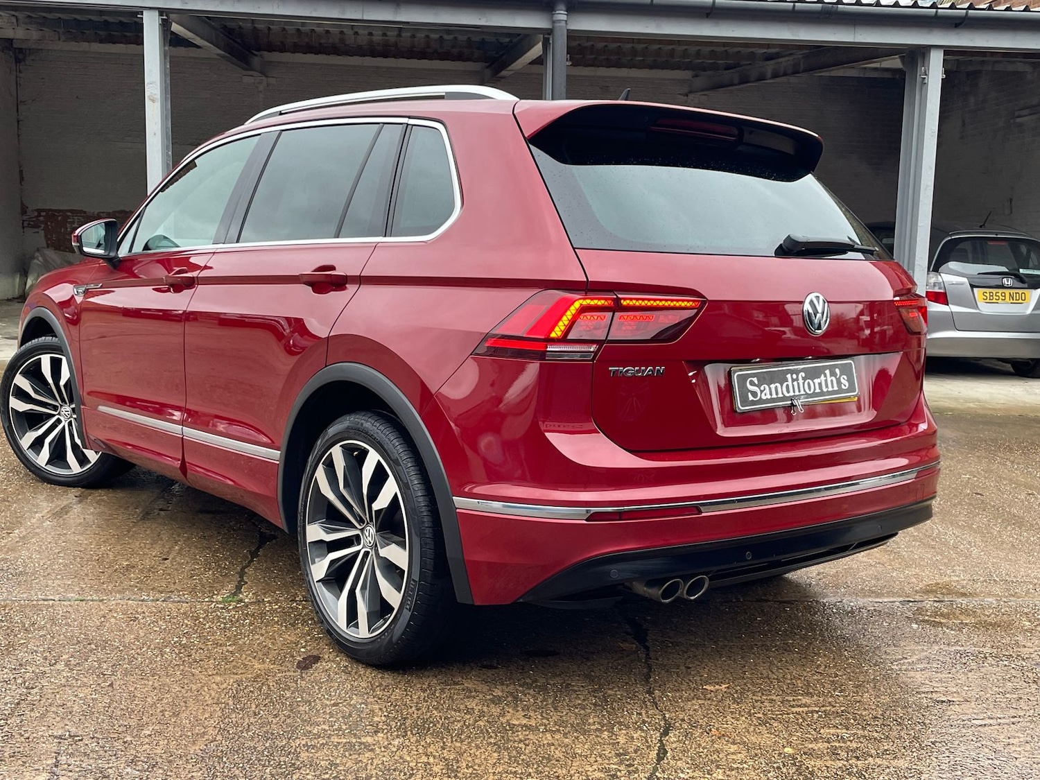 Used Volkswagen Tiguan 2018 for sale - 76543135: Photo 24