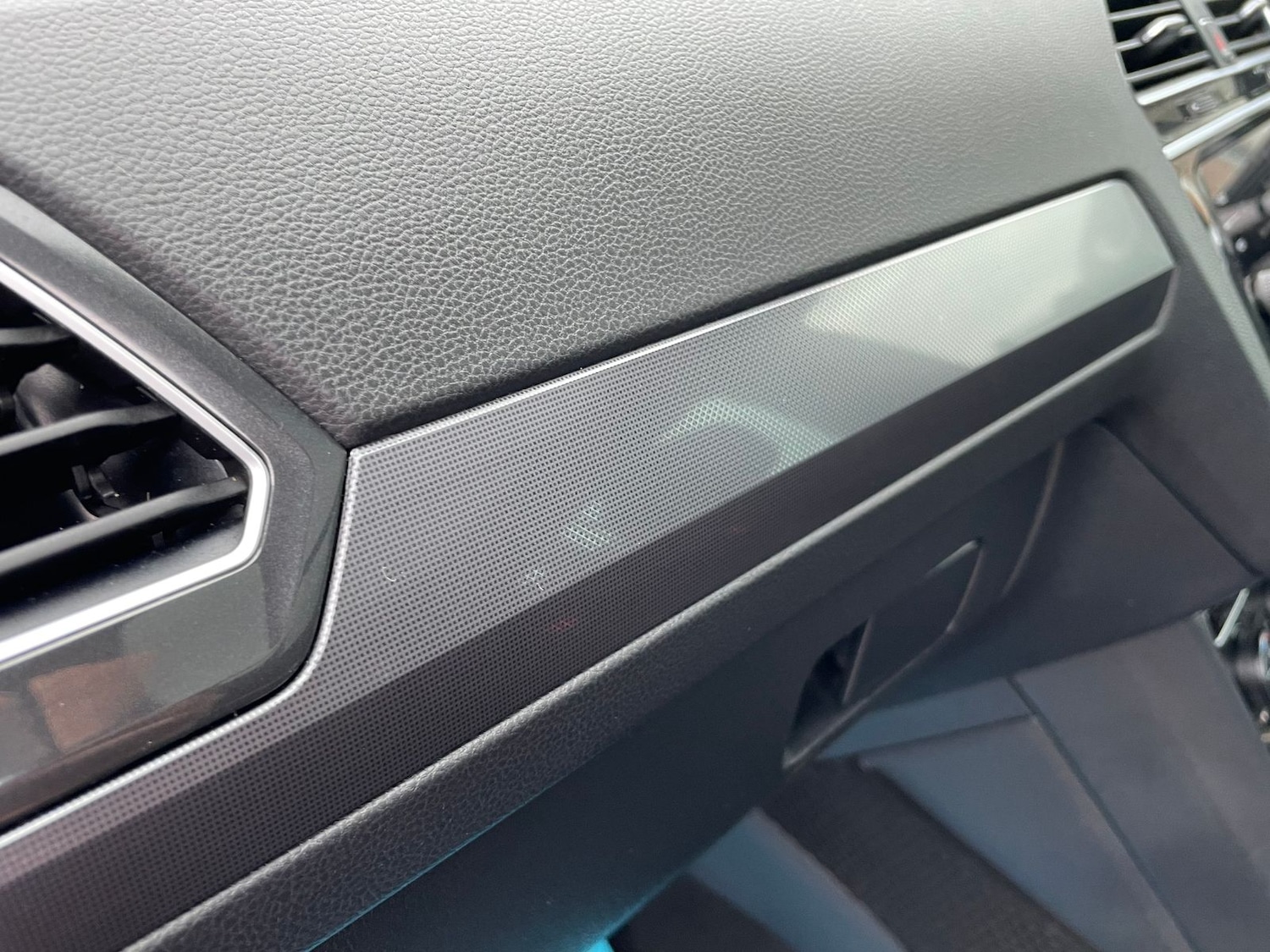 Used Volkswagen Tiguan 2018 for sale - 76543135: Photo 31