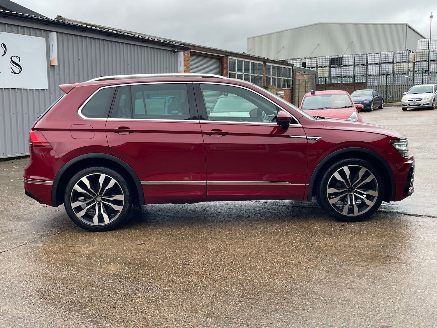 Used Volkswagen Tiguan 2018 for sale - 76543135: Photo 4