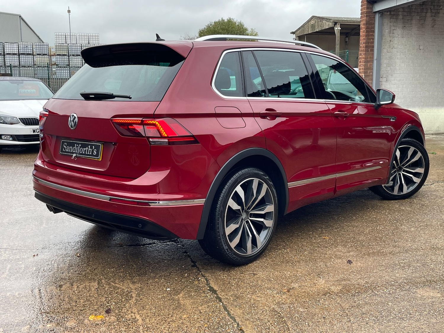 Used Volkswagen Tiguan 2018 for sale - 76543135: Photo 5