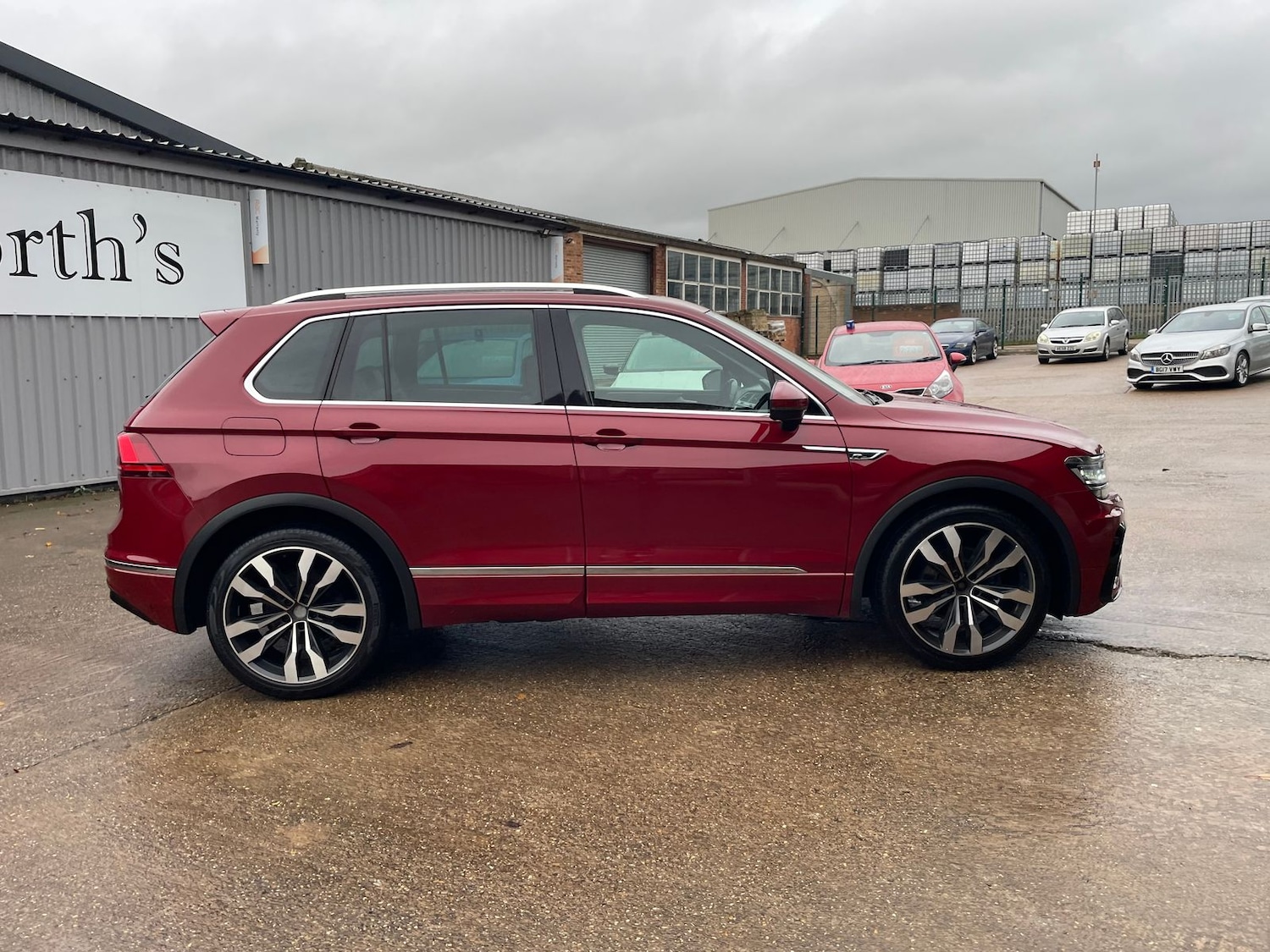 Used Volkswagen Tiguan 2018 for sale - 76543135: Photo 50