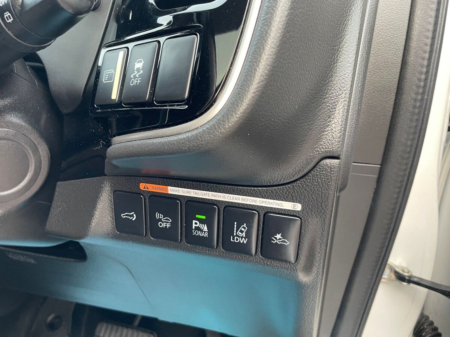 Used Mitsubishi Outlander 2017 for sale - 77169445: Photo 23