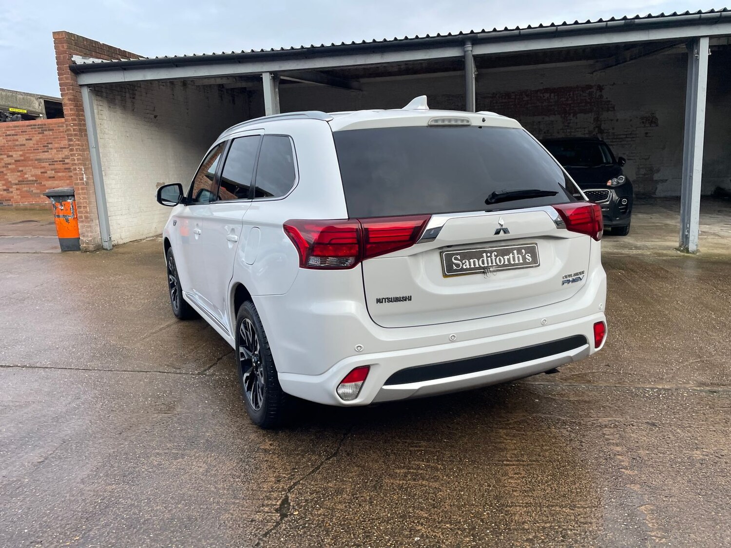 Used Mitsubishi Outlander 2017 for sale - 77169445: Photo 64