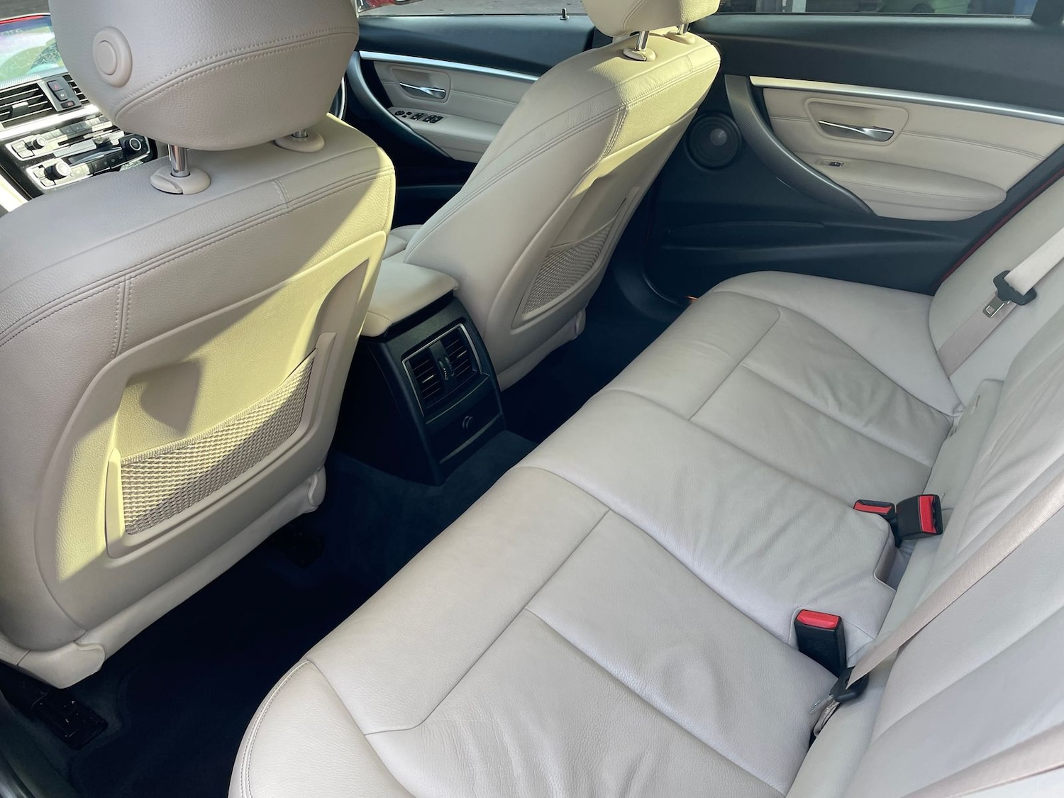 Used BMW 3 Series 2018 for sale - 76842228: Photo 29