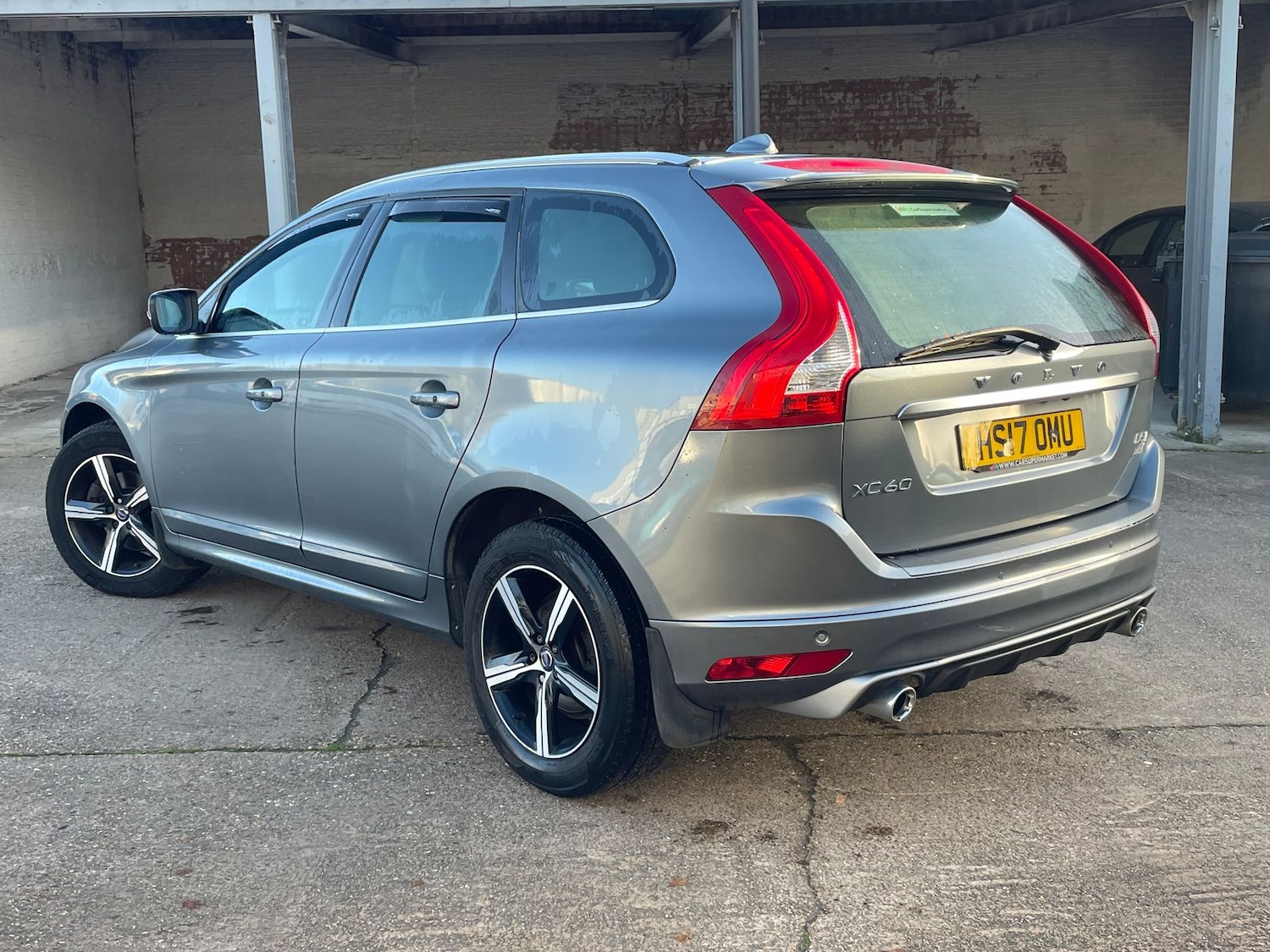 Used Volvo XC60 2017 for sale - 76875097: Photo 7