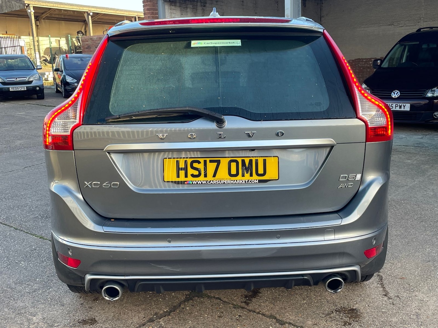 Used Volvo XC60 2017 for sale - 76875097: Photo 9