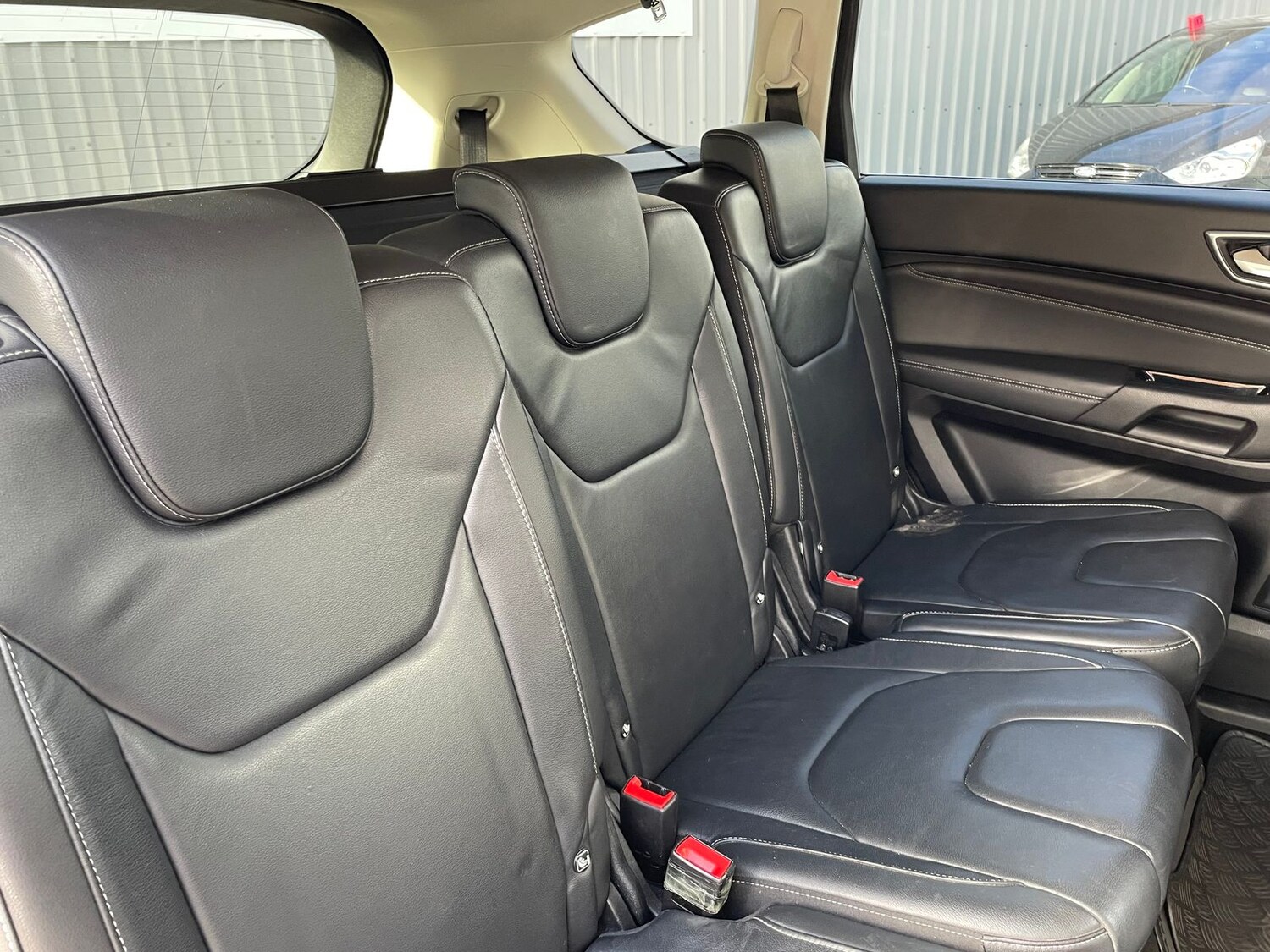 Used Ford S-Max 2017 for sale - 76338680: Photo 11