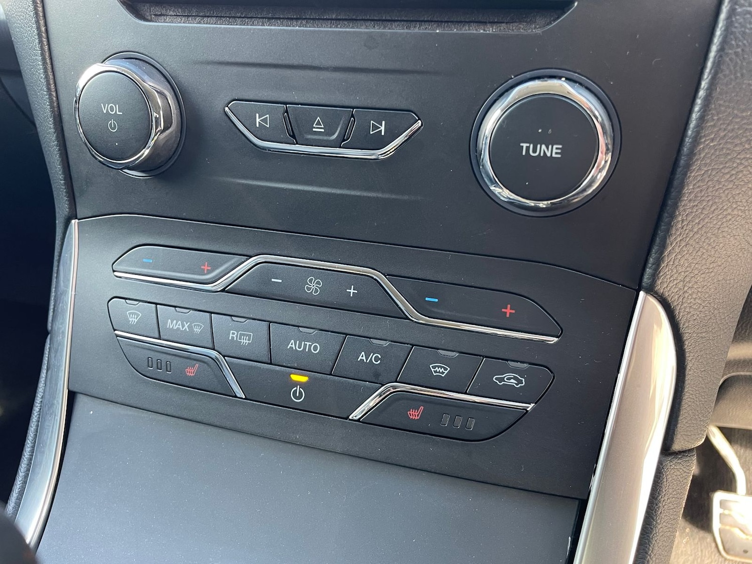 Used Ford S-Max 2017 for sale - 76338680: Photo 15