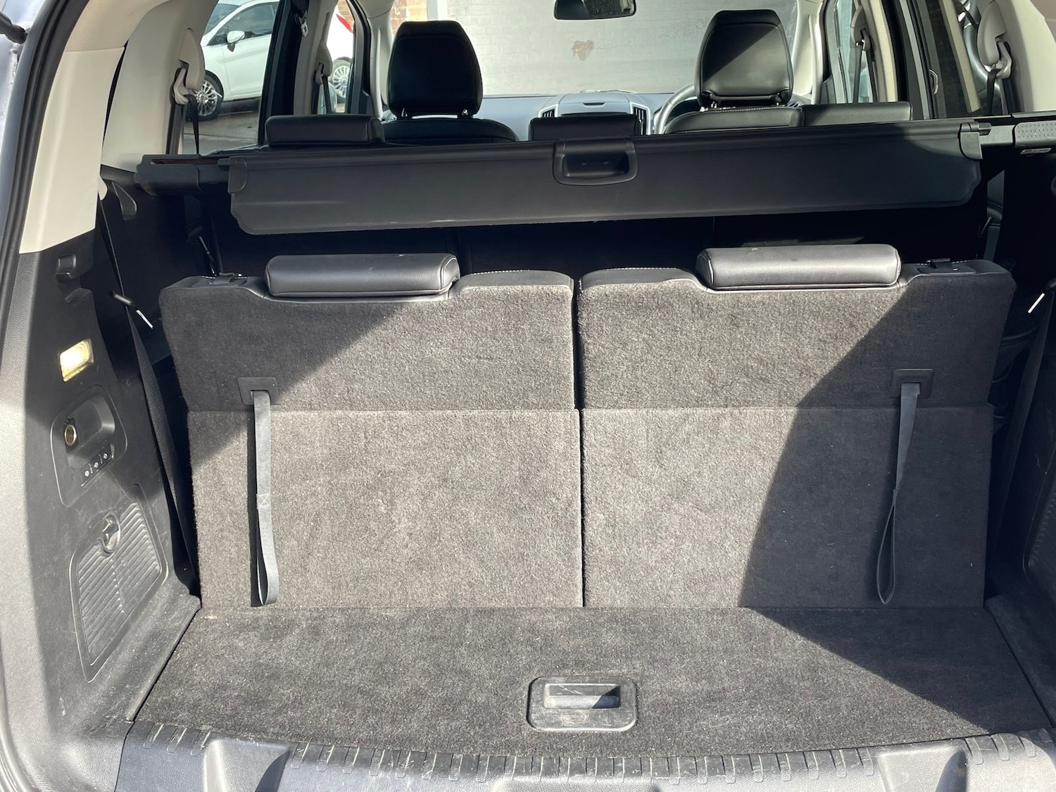 Used Ford S-Max 2017 for sale - 76338680: Photo 16