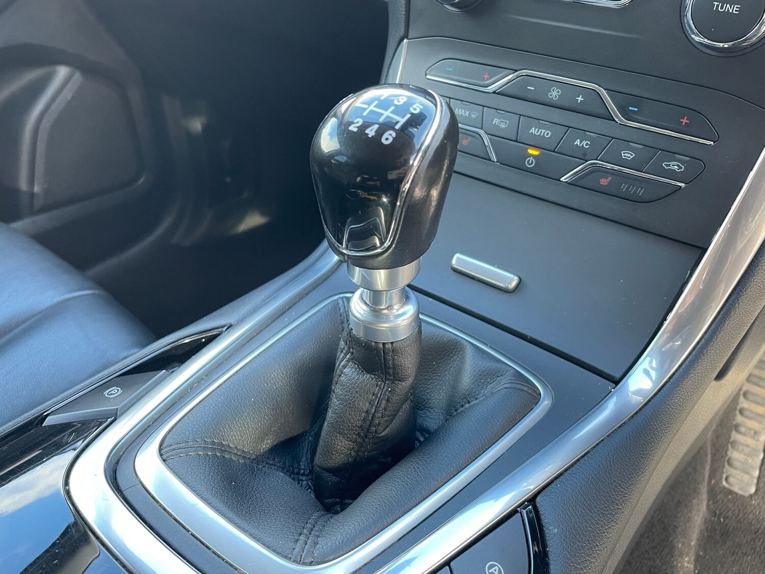 Used Ford S-Max 2017 for sale - 76338680: Photo 18