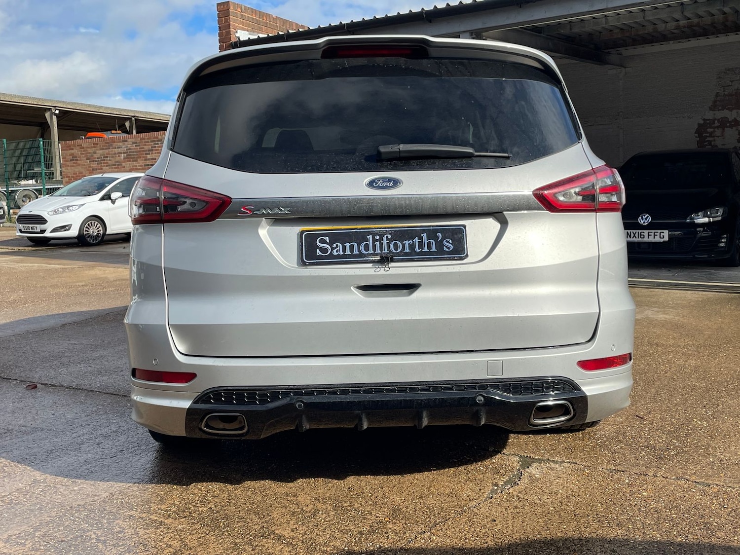 Used Ford S-Max 2017 for sale - 76338680: Photo 24