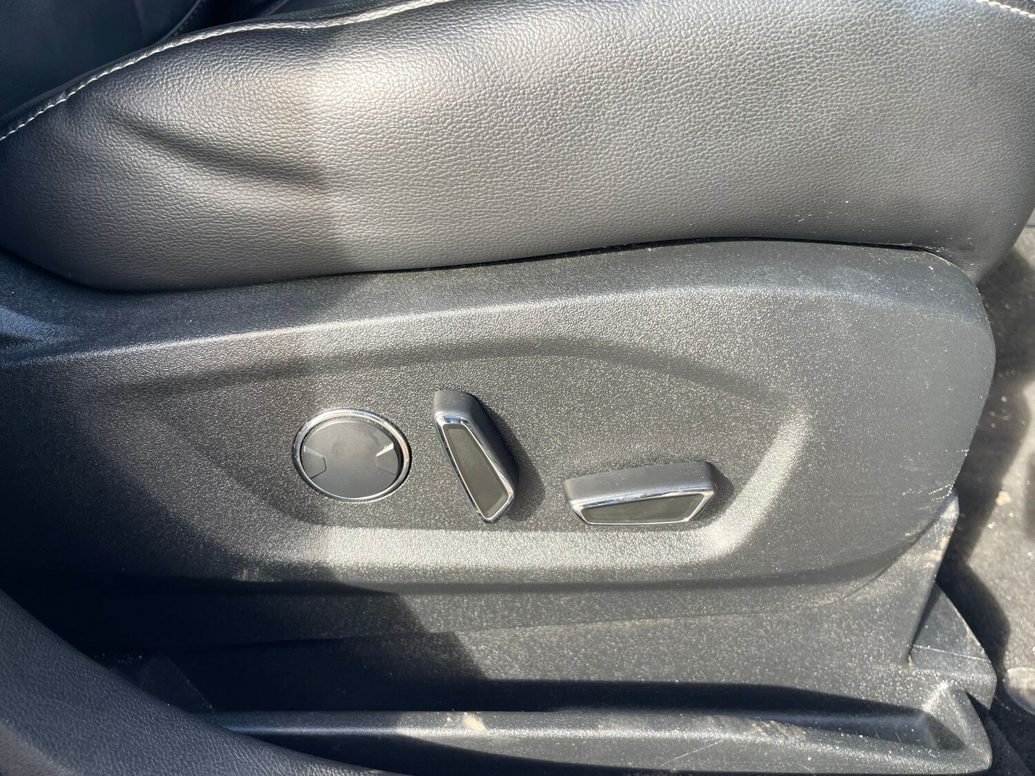 Used Ford S-Max 2017 for sale - 76338680: Photo 36