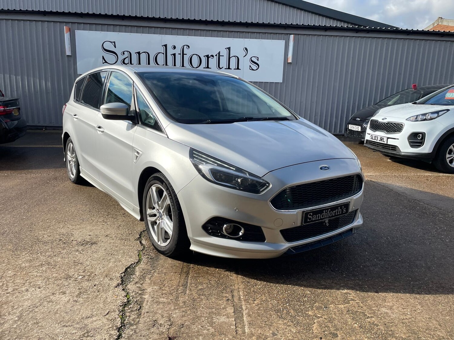 Used Ford S-Max 2017 for sale - 76338680: Photo 41