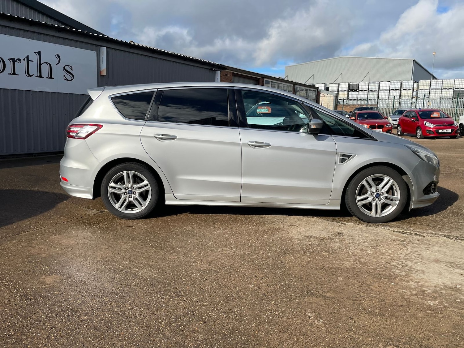 Used Ford S-Max 2017 for sale - 76338680: Photo 49