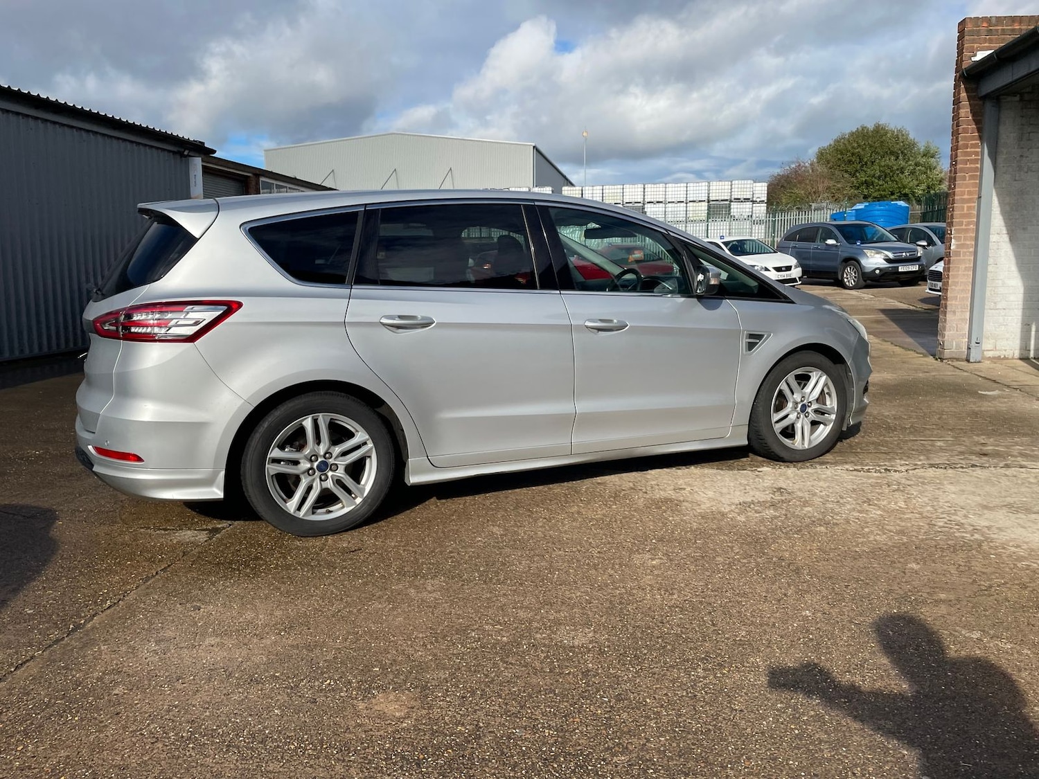 Used Ford S-Max 2017 for sale - 76338680: Photo 52