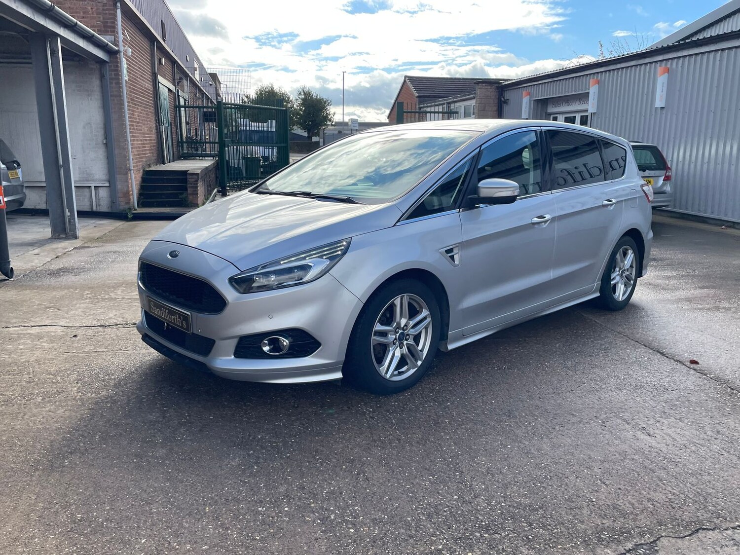 Used Ford S-Max 2017 for sale - 76338680: Photo 74