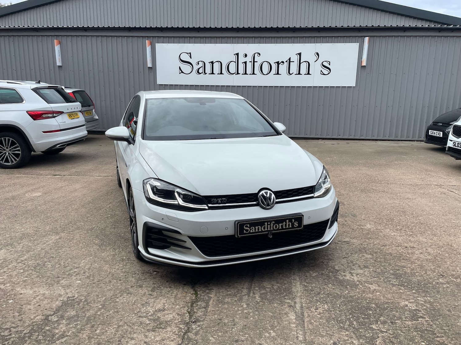 Used Volkswagen Golf 2017 for sale - 76338677: Photo 33