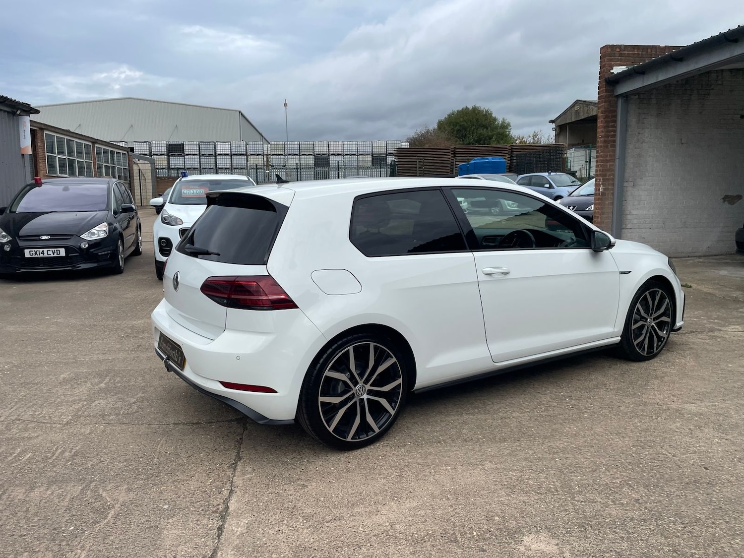Used Volkswagen Golf 2017 for sale - 76338677: Photo 47