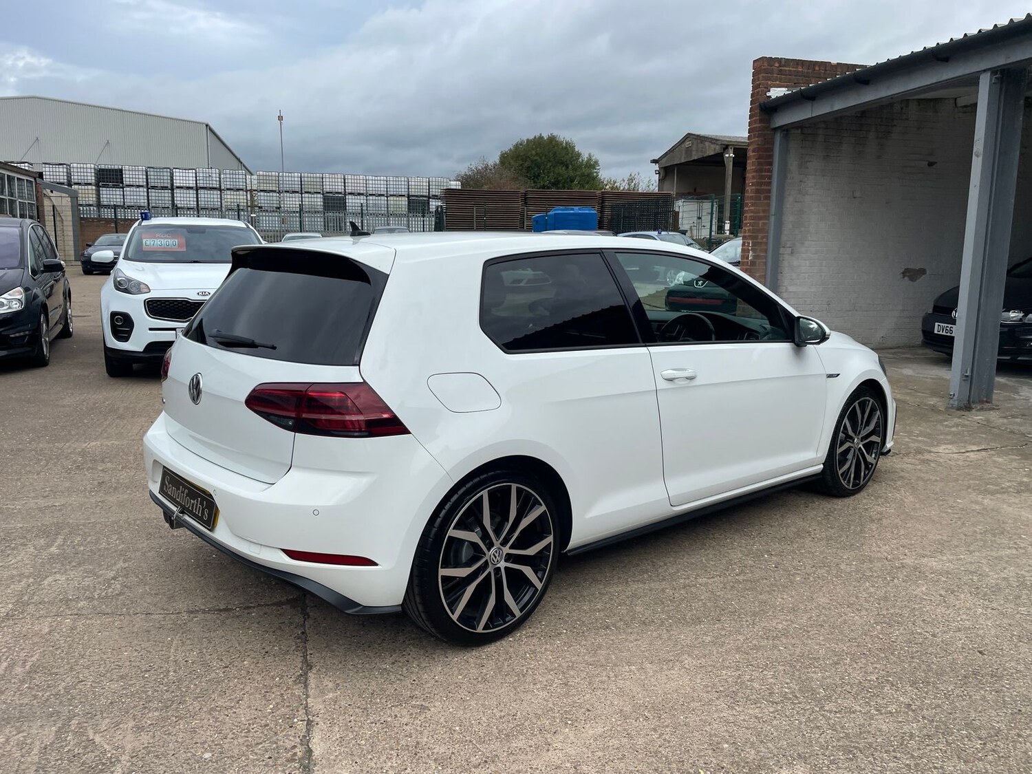 Used Volkswagen Golf 2017 for sale - 76338677: Photo 48