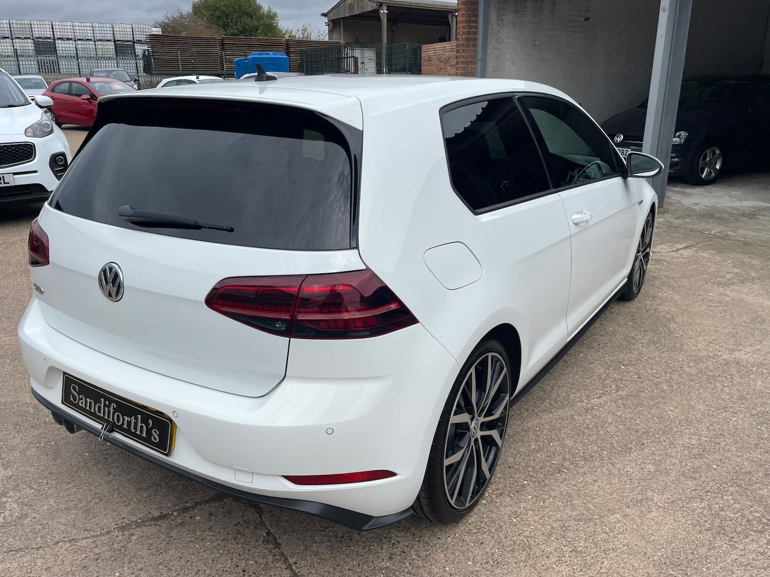 Used Volkswagen Golf 2017 for sale - 76338677: Photo 50