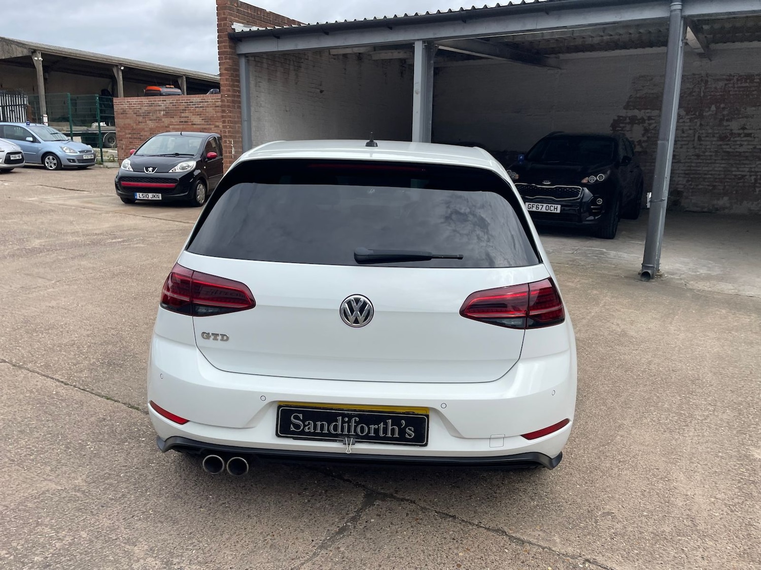 Used Volkswagen Golf 2017 for sale - 76338677: Photo 53