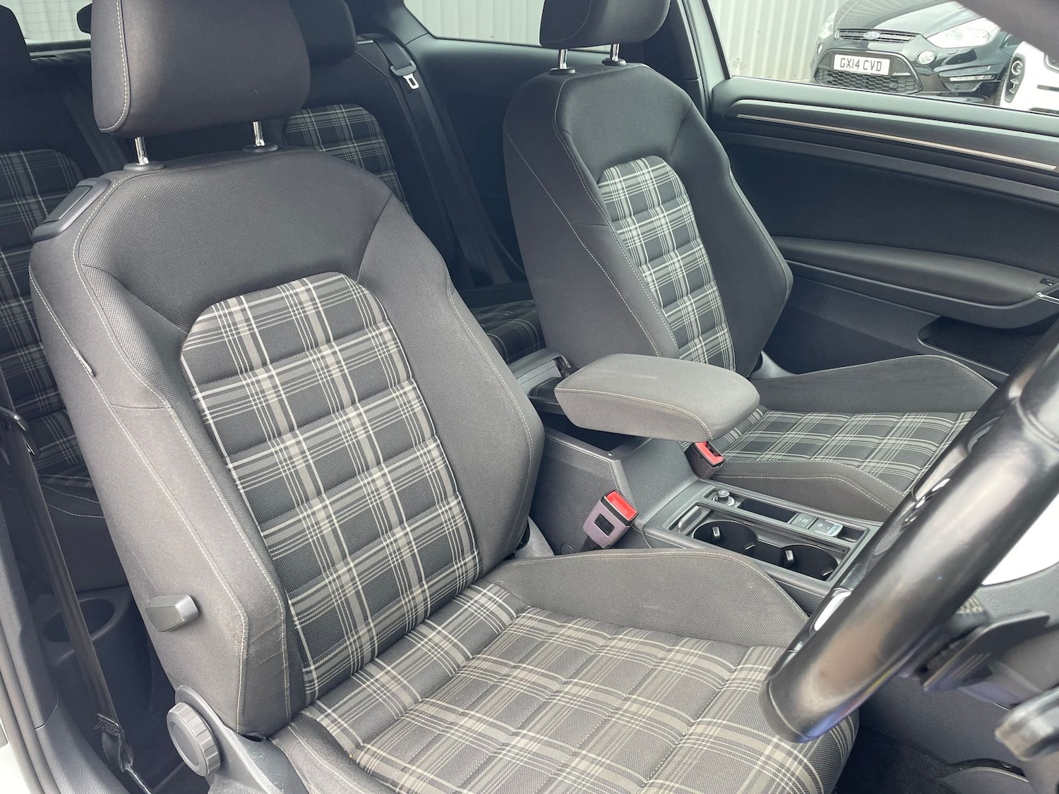 Used Volkswagen Golf 2017 for sale - 76338677: Photo 7
