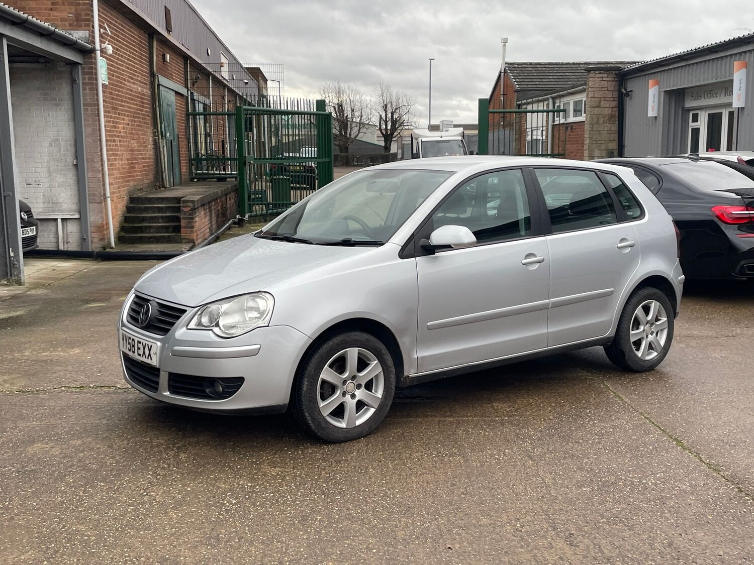 Used Volkswagen Polo 2008 for sale - 77685836: Photo 43