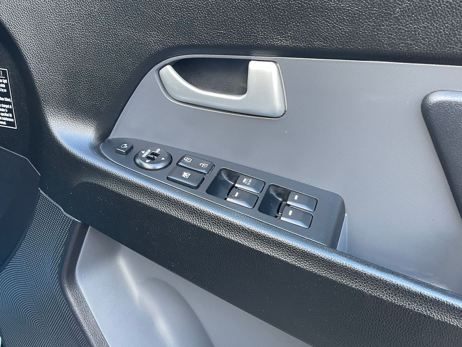 Used Kia Sportage 2011 for sale - 76327977: Photo 35