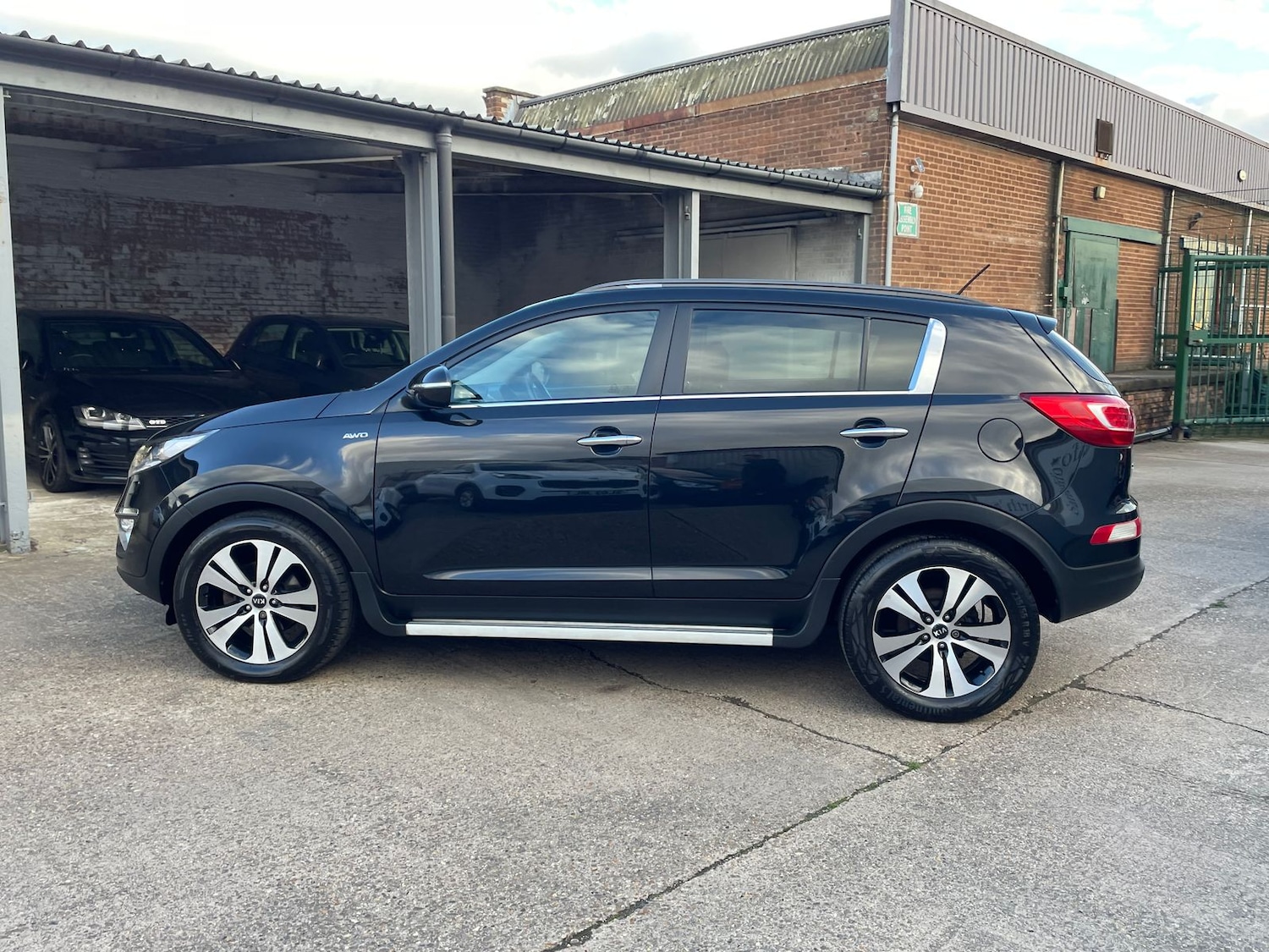 Used Kia Sportage 2011 for sale - 76327977: Photo 69