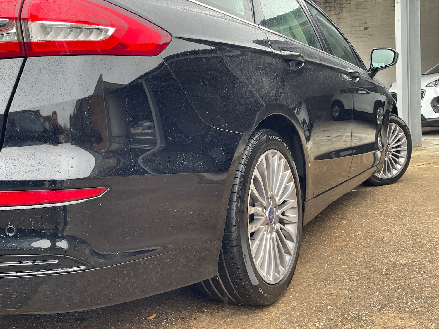 Used Ford Mondeo 2020 for sale - 76826849: Photo 25