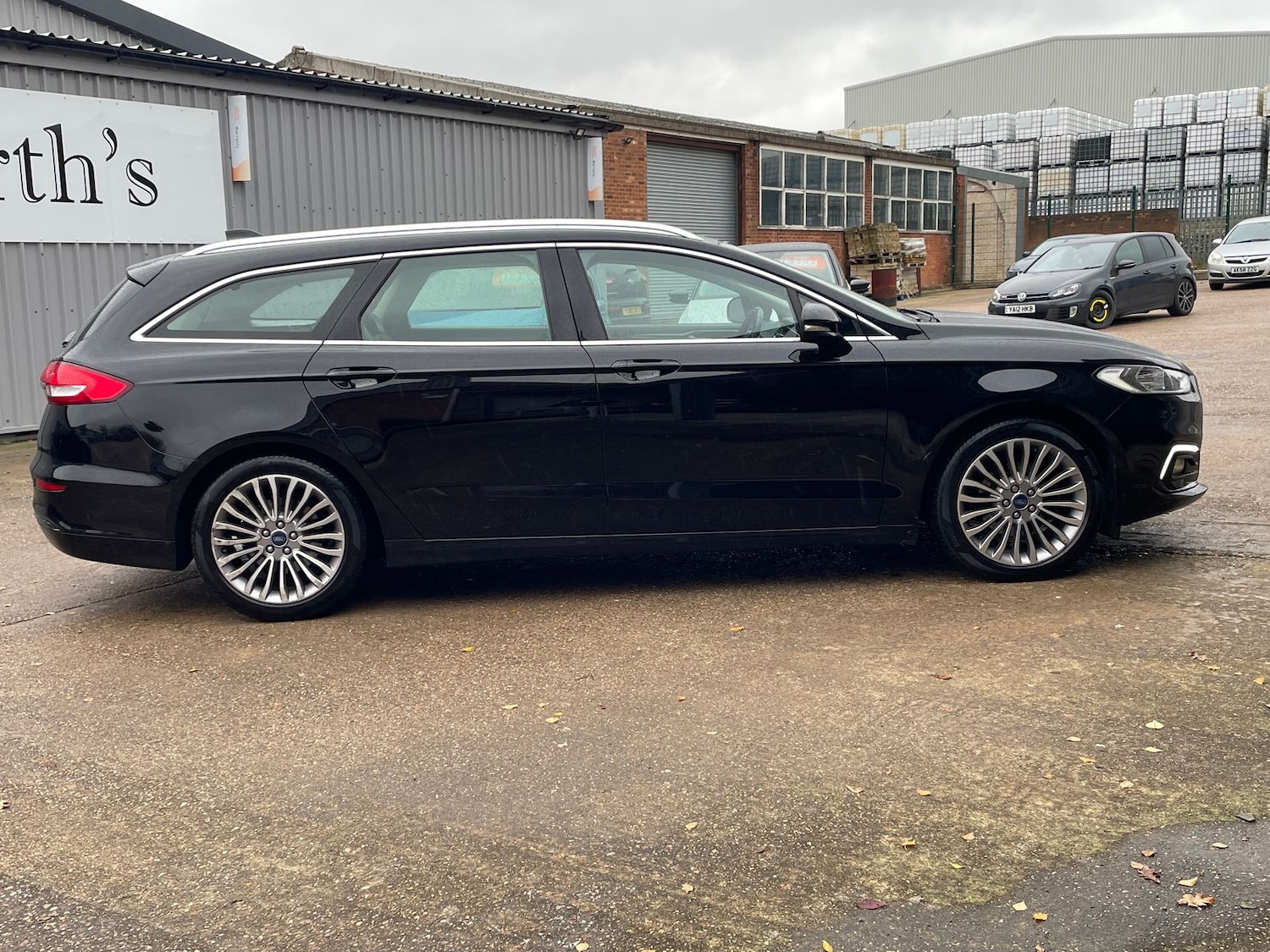 Used Ford Mondeo 2020 for sale - 76826849: Photo 4