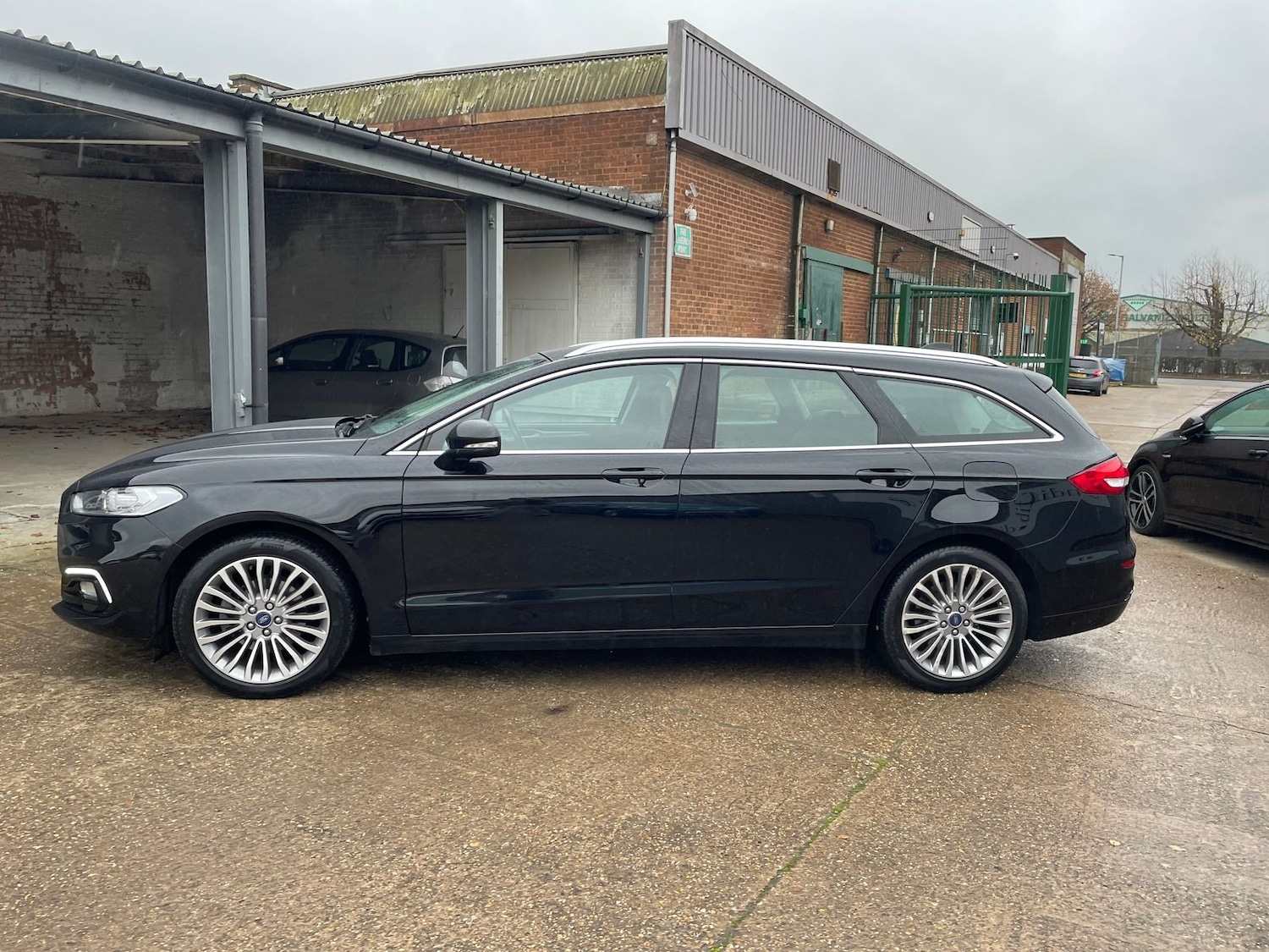 Used Ford Mondeo 2020 for sale - 76826849: Photo 64